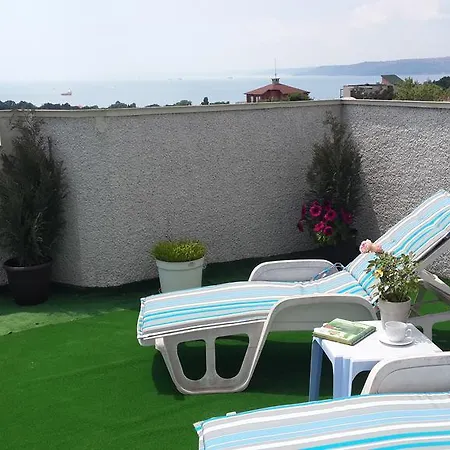 Guest house Velena Saints Constantine and Helena
