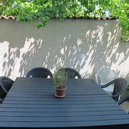 Guest house Velena Saints Constantine and Helena
